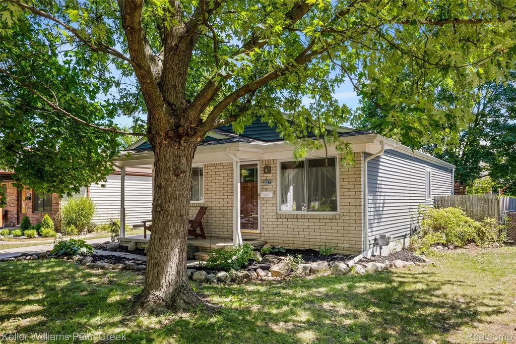 227 S Dorchester Avenue Royal Oak City MI 48067