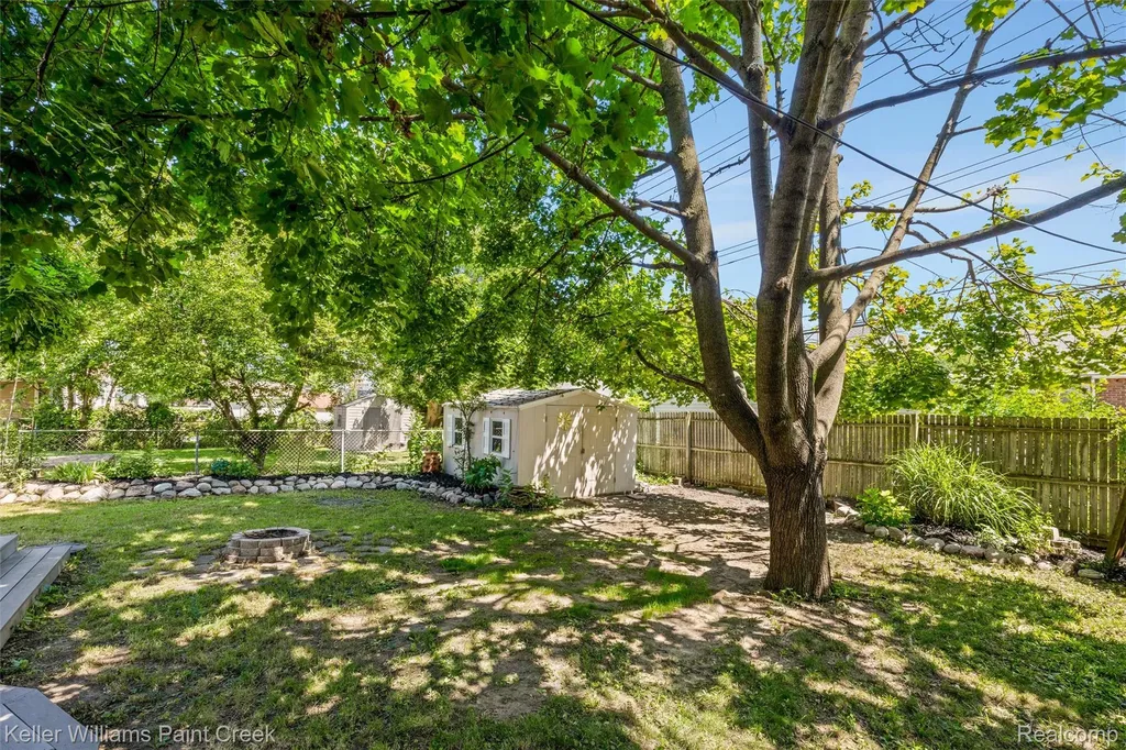 227 S Dorchester Avenue Royal Oak City MI 48067