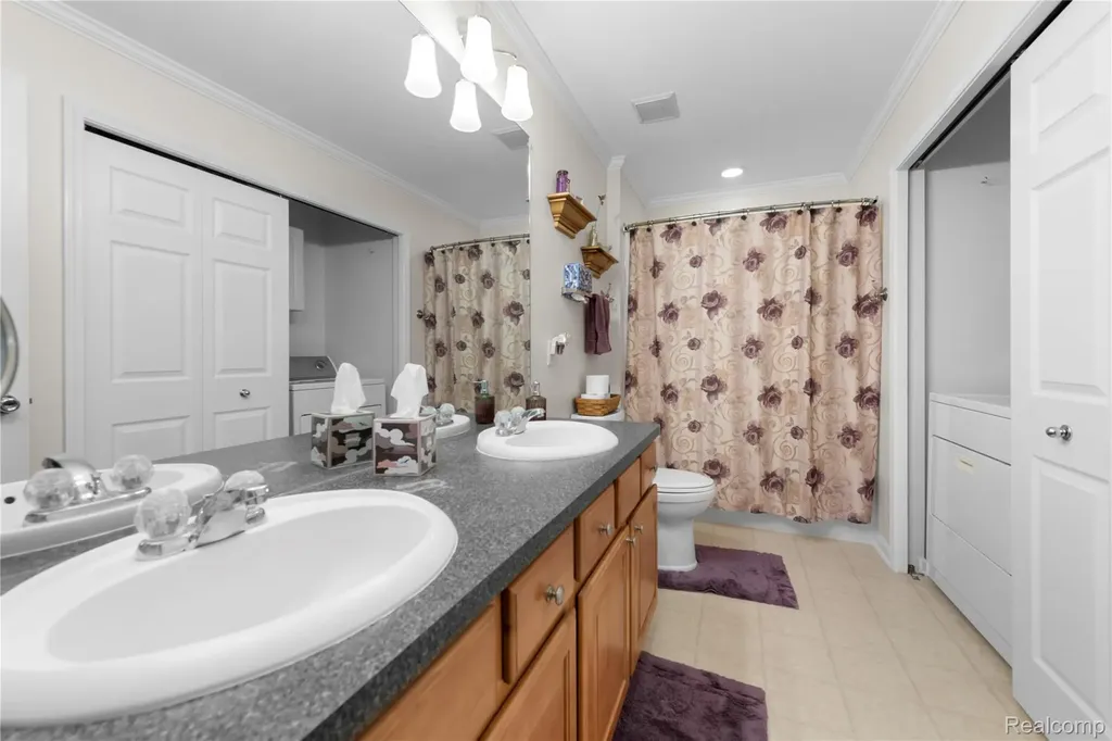 56543 Hastings Drive Macomb Township MI 48042