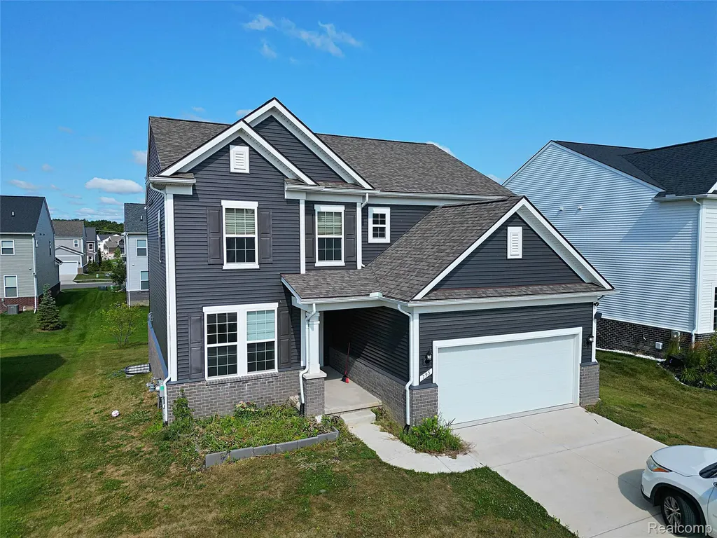795 Ford Mill Drive Saline City MI 48176