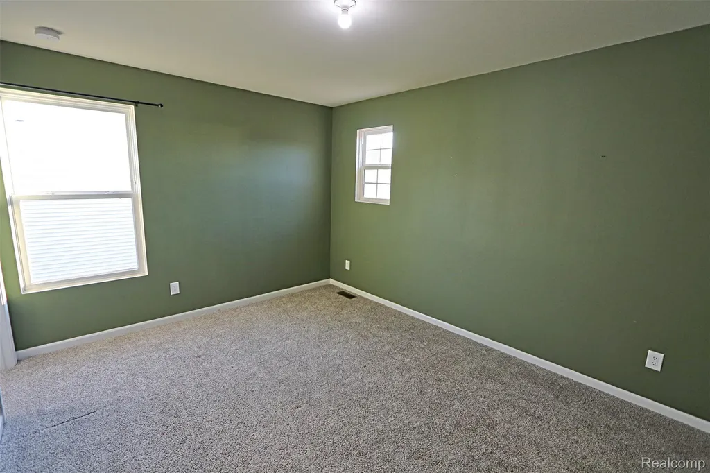 795 Ford Mill Drive Saline City MI 48176