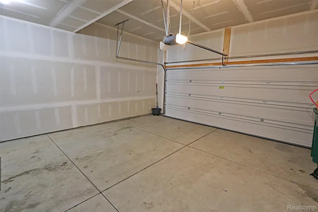 795 Ford Mill Drive Saline City MI 48176