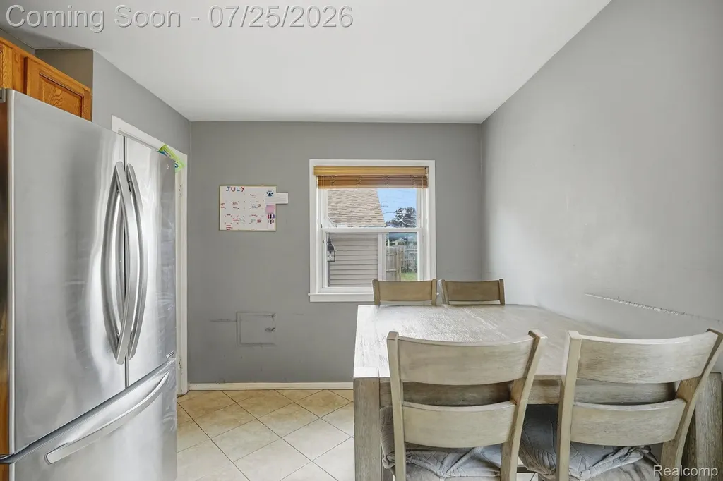 22601 Chapoton Street St. Clair Shores City MI 48080