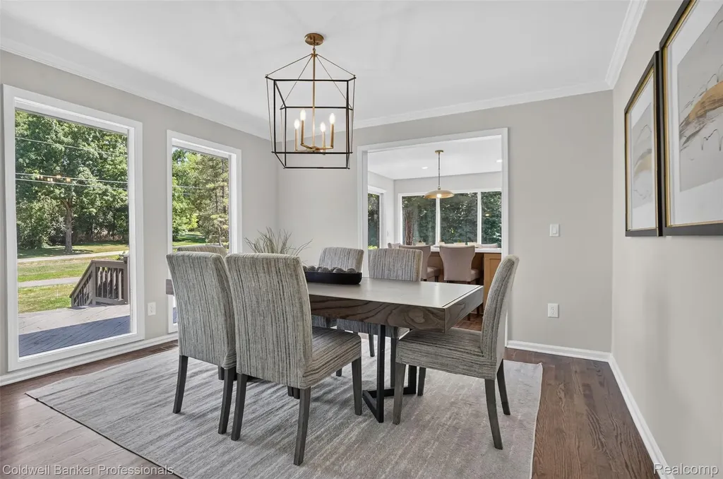 2932 Constitution Court West Bloomfield Charter Township MI 48322