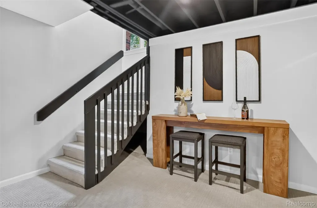 2932 Constitution Court West Bloomfield Charter Township MI 48322