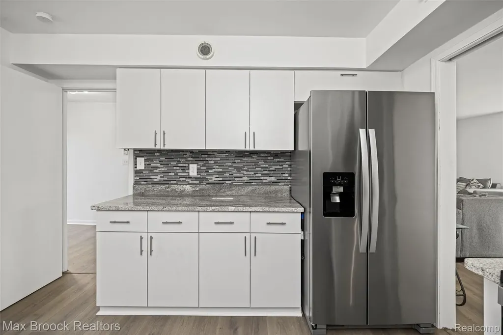 7451 Pebble Point West Bloomfield Charter Township MI 48322