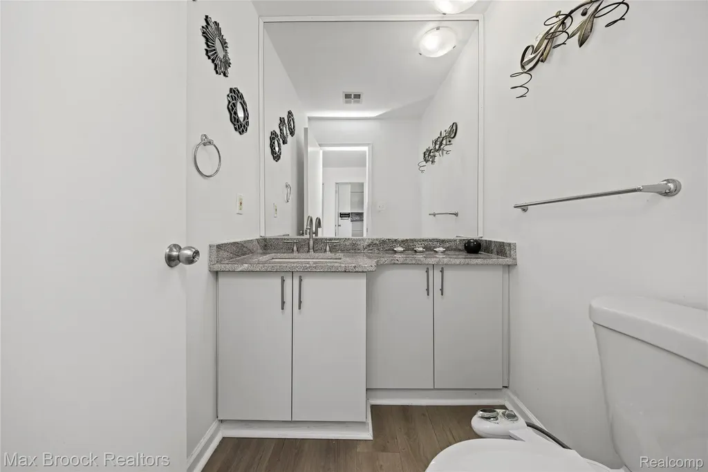 7451 Pebble Point West Bloomfield Charter Township MI 48322