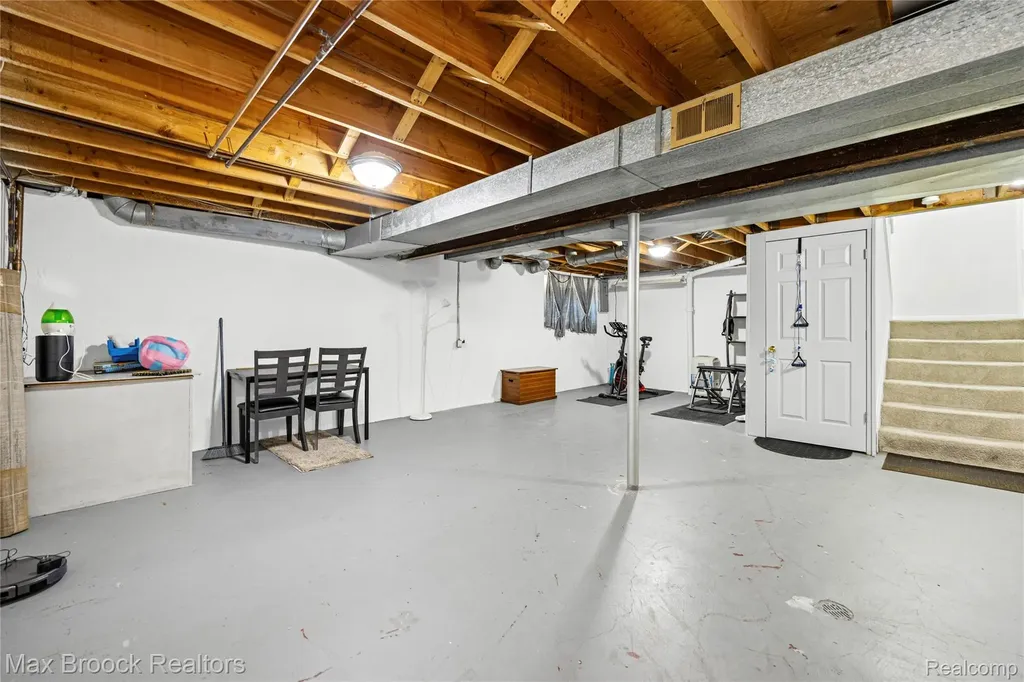 7451 Pebble Point West Bloomfield Charter Township MI 48322