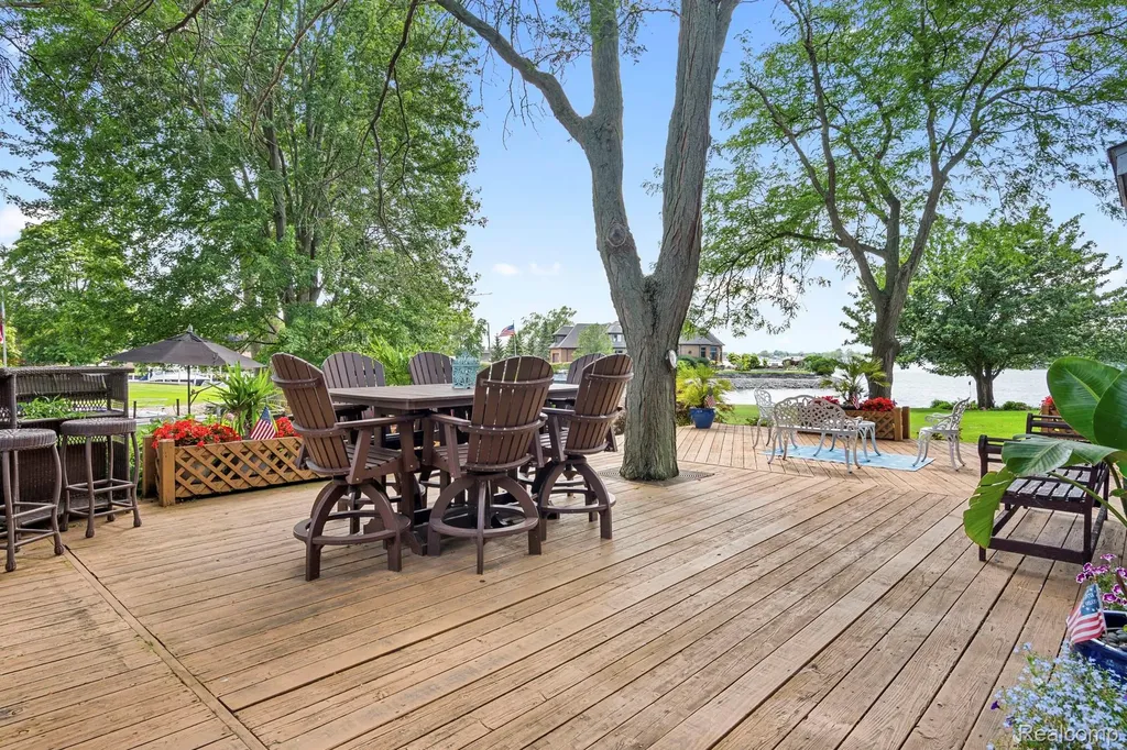 10601 Brodhead Road Grosse Ile Township MI 48138