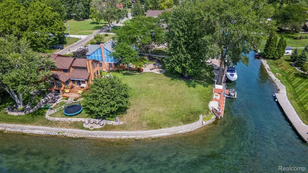 10601 Brodhead Road Grosse Ile Township MI 48138