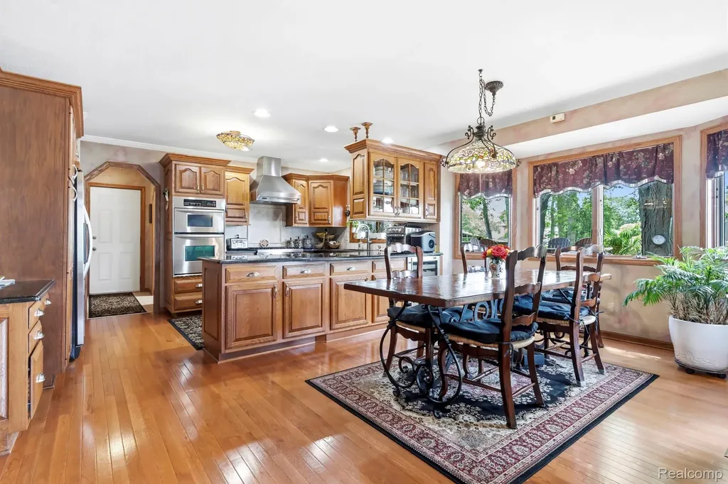 10601 Brodhead Road Grosse Ile Township MI 48138