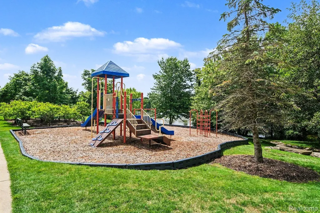 49847 Parkside Drive Northville Township MI 48168