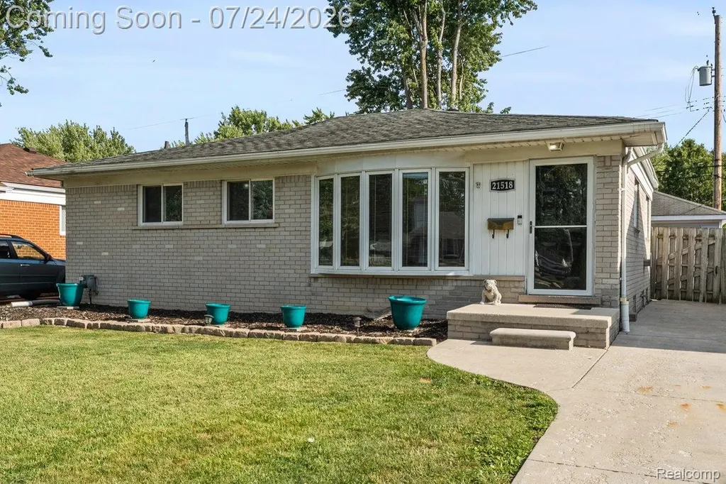 21518 Share Street St. Clair Shores City MI 48082