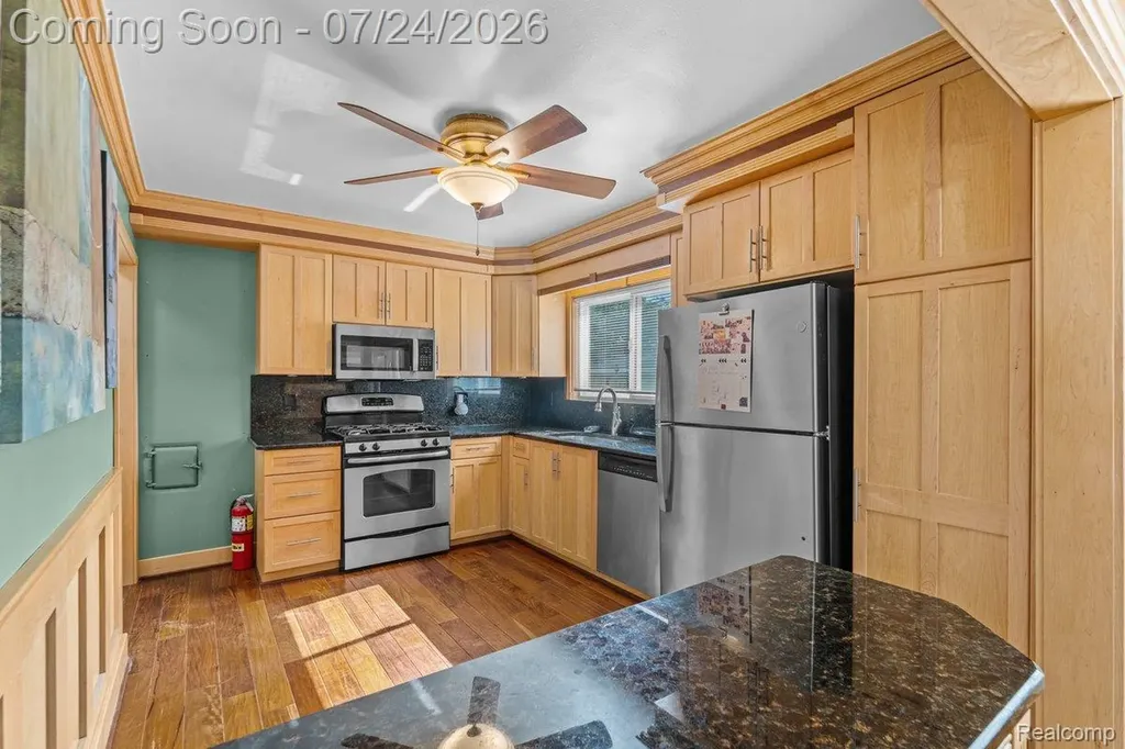21518 Share Street St. Clair Shores City MI 48082