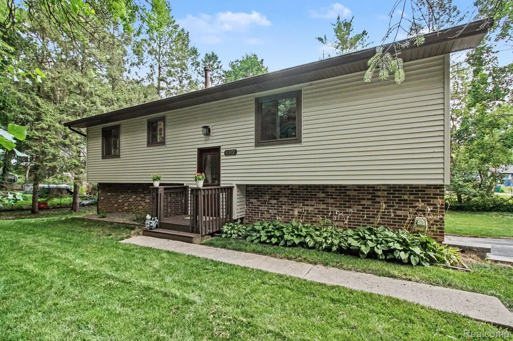 11372 Outer Drive Putnam Township MI 48169