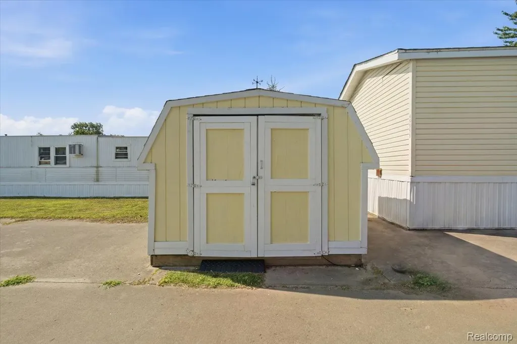 616 Barefoot Lane Sanilac Township MI 48469
