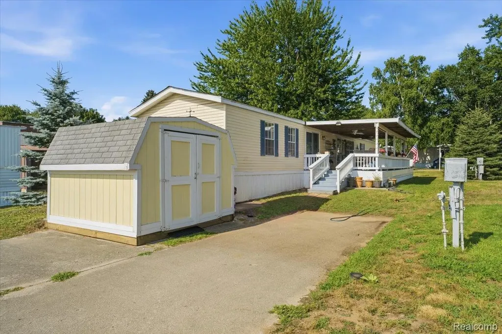 616 Barefoot Lane Sanilac Township MI 48469