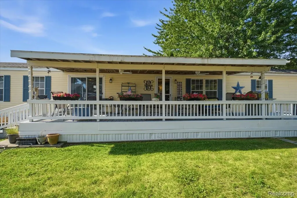 616 Barefoot Lane Sanilac Township MI 48469