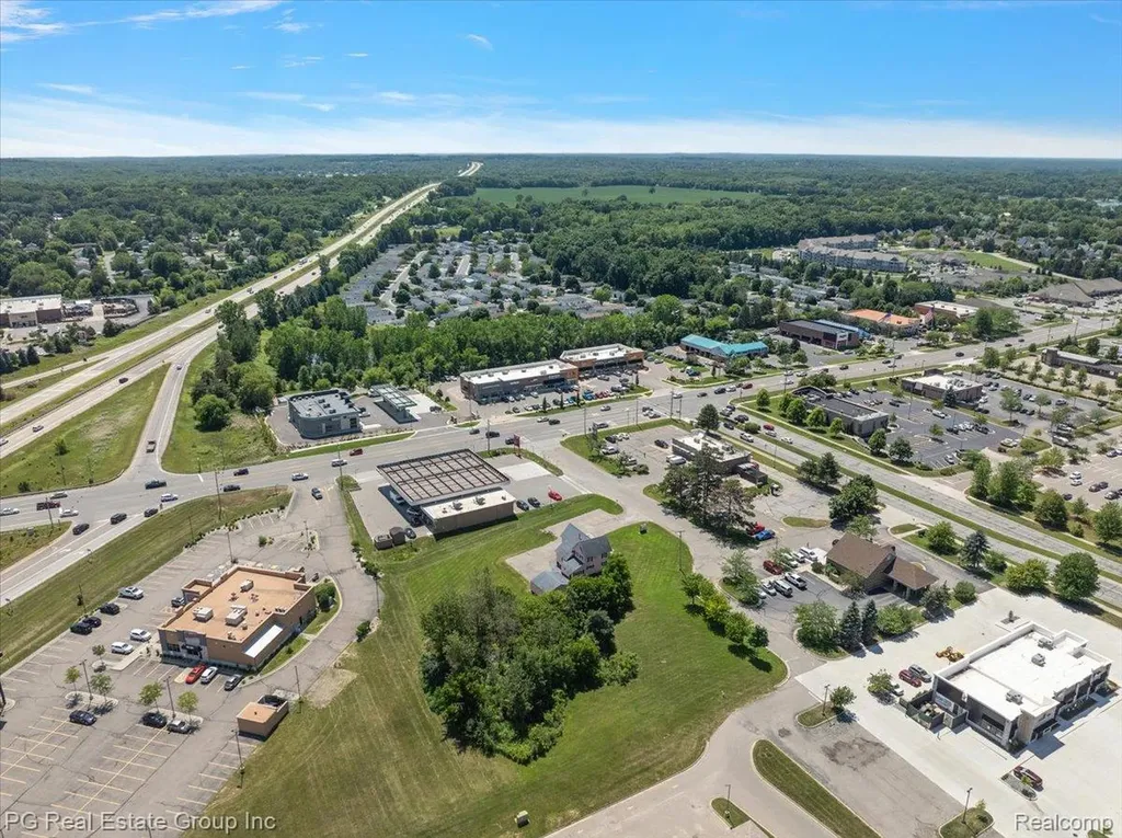 16237 Jennings Road Fenton City MI 48430