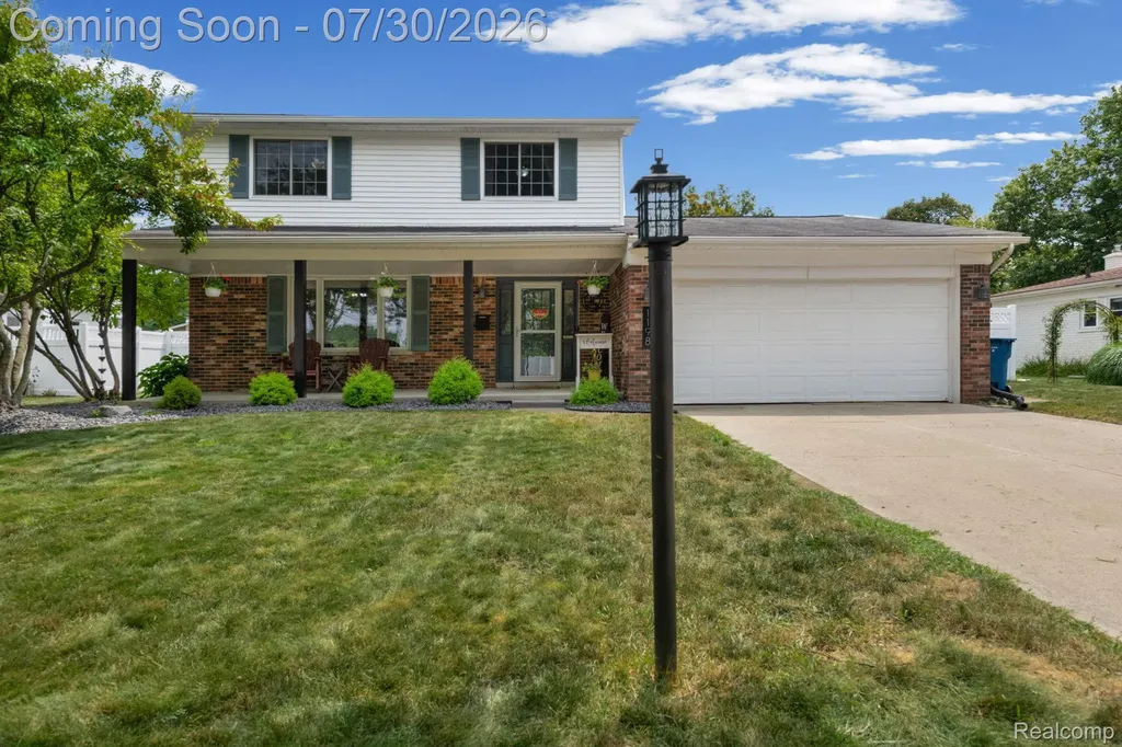 1198 Ashley Drive Troy City MI 48085