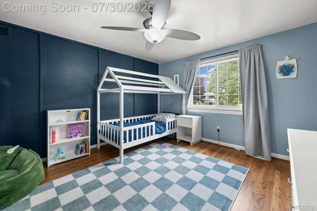 1198 Ashley Drive Troy City MI 48085