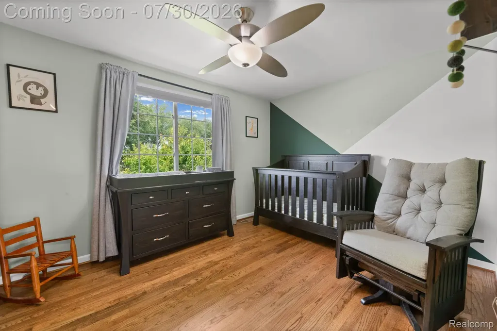 1198 Ashley Drive Troy City MI 48085