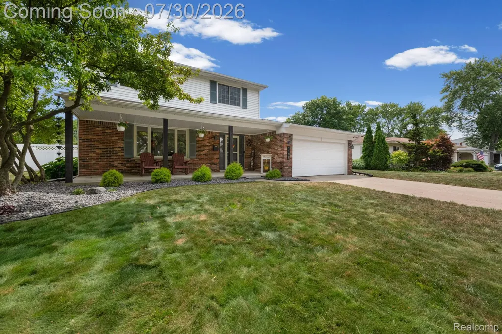 1198 Ashley Drive Troy City MI 48085