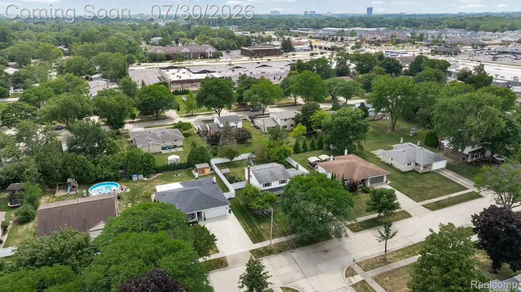 1198 Ashley Drive Troy City MI 48085