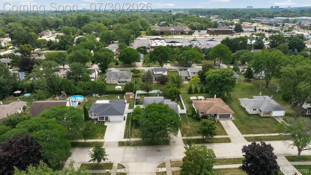 1198 Ashley Drive Troy City MI 48085