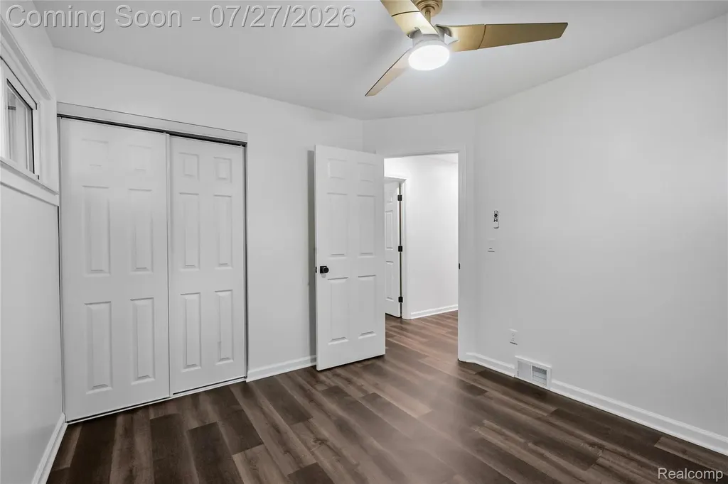 1558 Andrea Street York Charter Township MI 48198
