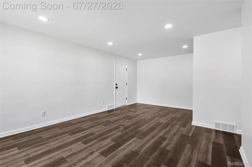 1558 Andrea Street York Charter Township MI 48198