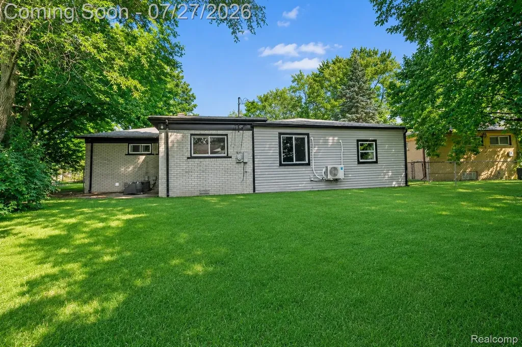 1558 Andrea Street York Charter Township MI 48198
