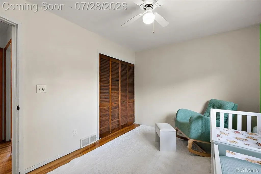 18114 Whitmore Drive Clinton Charter Township MI 48035