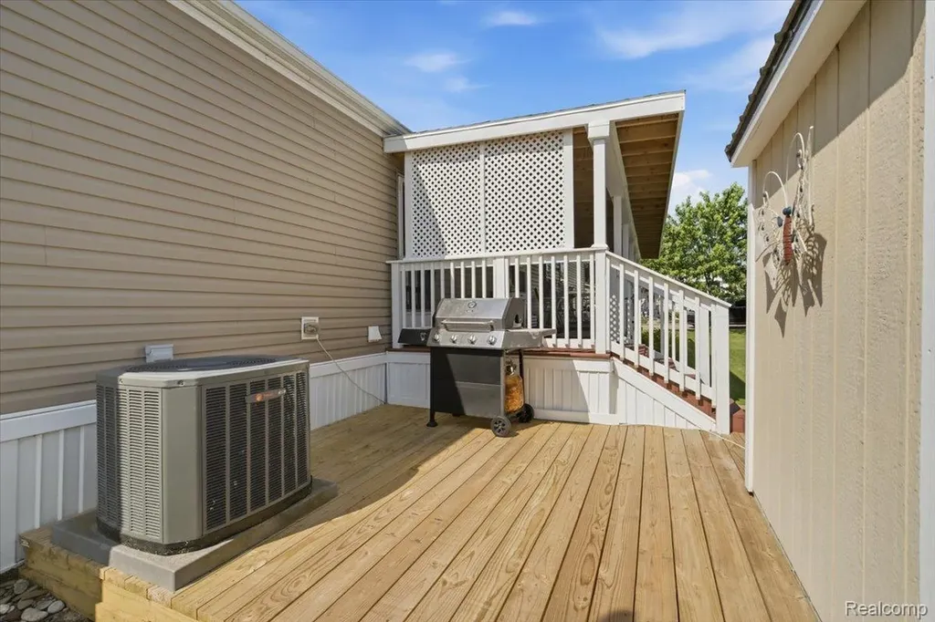 406 Silver Sands Drive Sanilac Township MI 48469