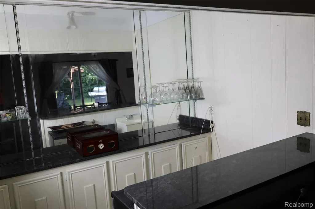 3333 Innsbrook Drive Rochester Hills City MI 48309