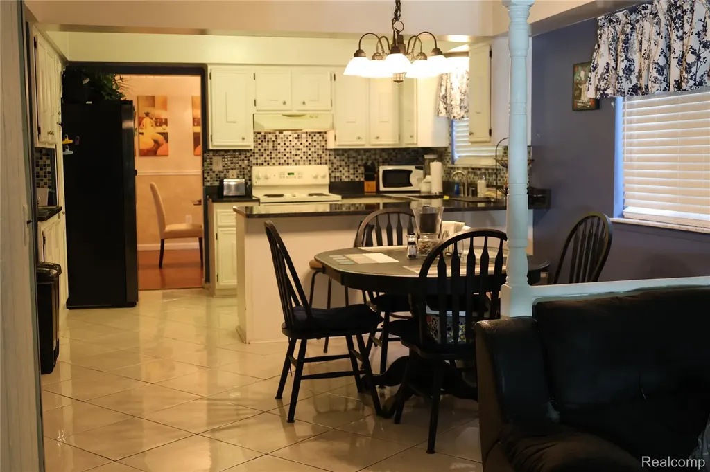 3333 Innsbrook Drive Rochester Hills City MI 48309
