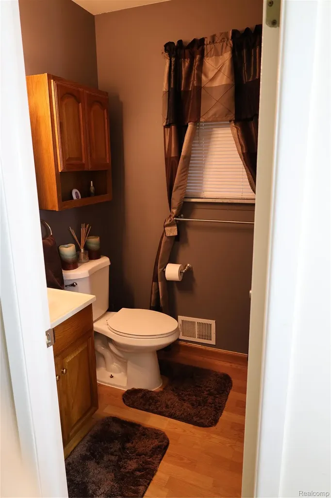 3333 Innsbrook Drive Rochester Hills City MI 48309