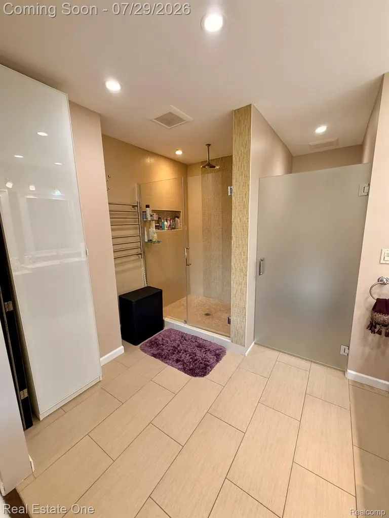 5112 Rock Run Street West Bloomfield Charter Township MI 48322