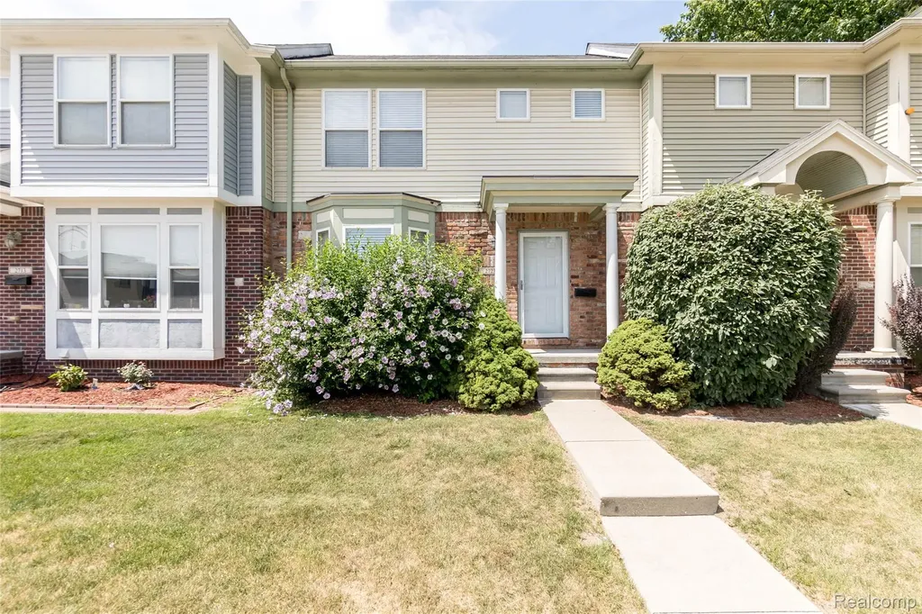 2723 Grayson Street Ferndale City MI 48220