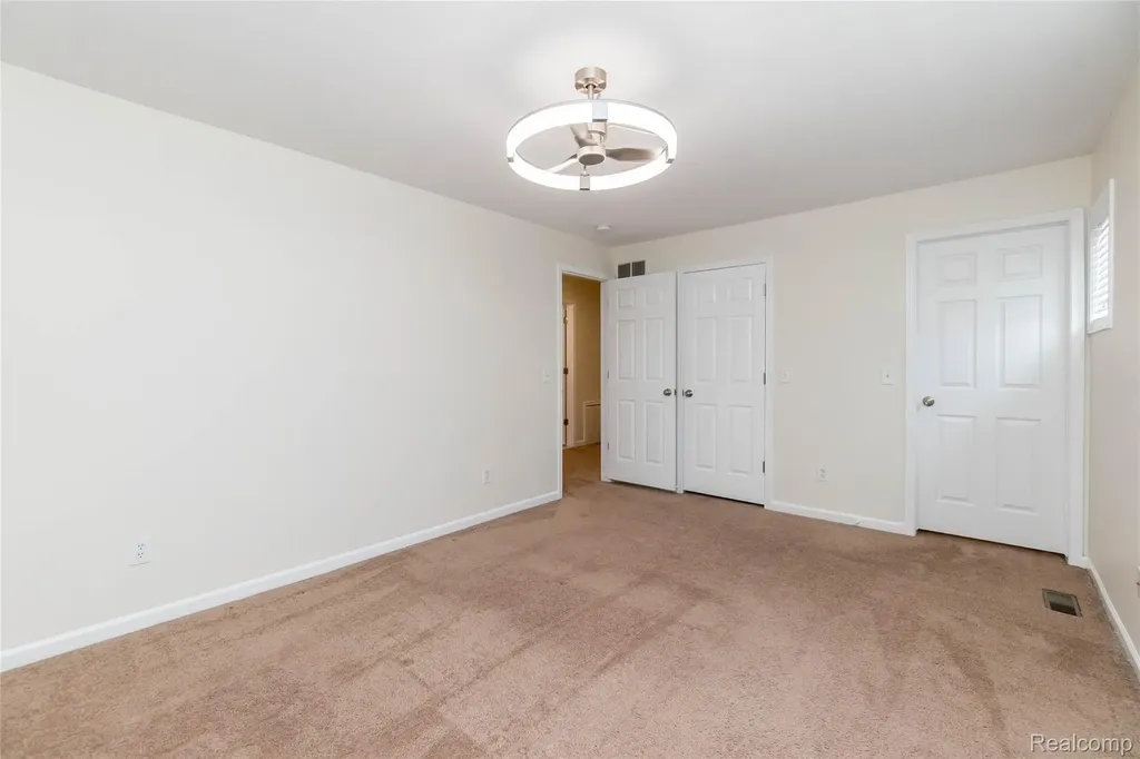 2723 Grayson Street Ferndale City MI 48220