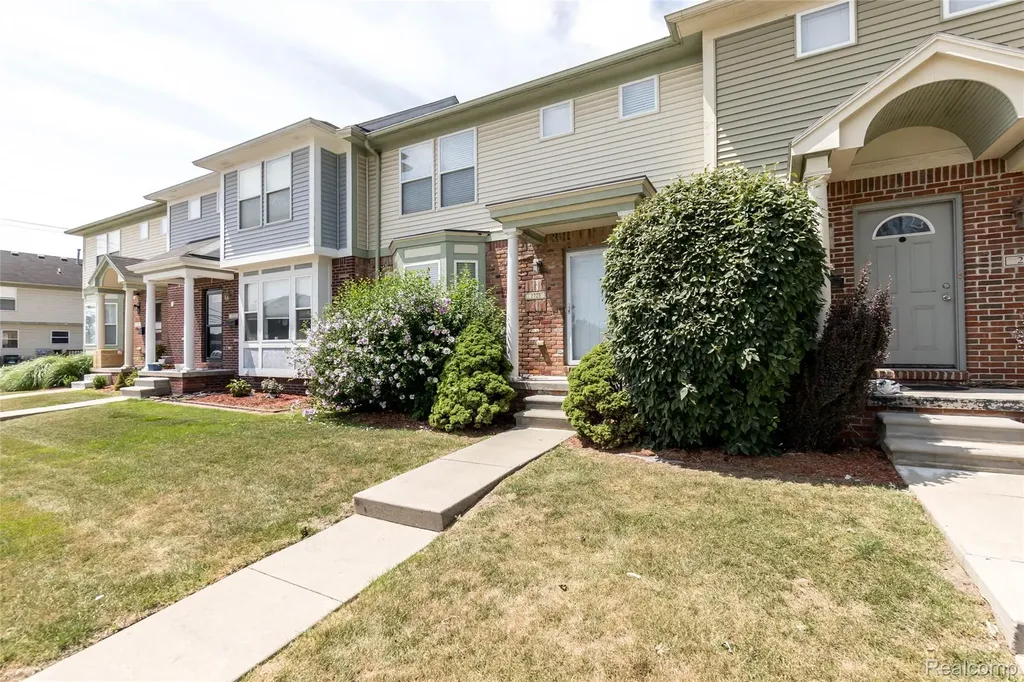 2723 Grayson Street Ferndale City MI 48220