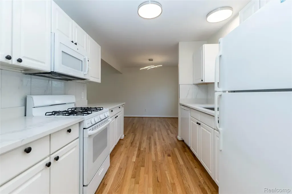 2723 Grayson Street Ferndale City MI 48220