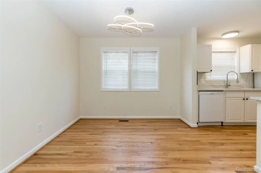 2723 Grayson Street Ferndale City MI 48220