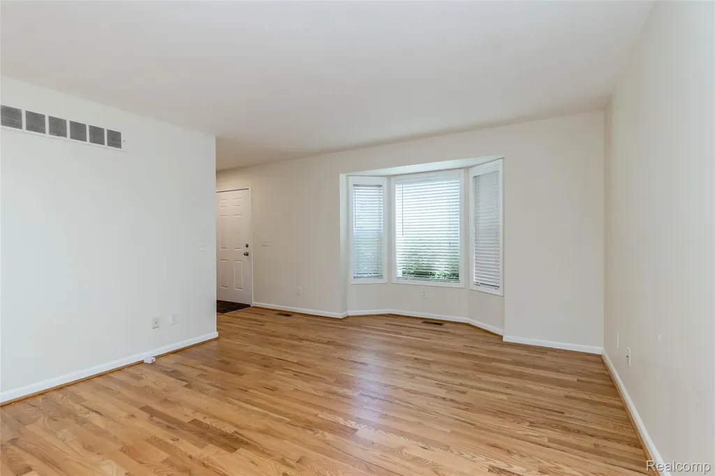 2723 Grayson Street Ferndale City MI 48220