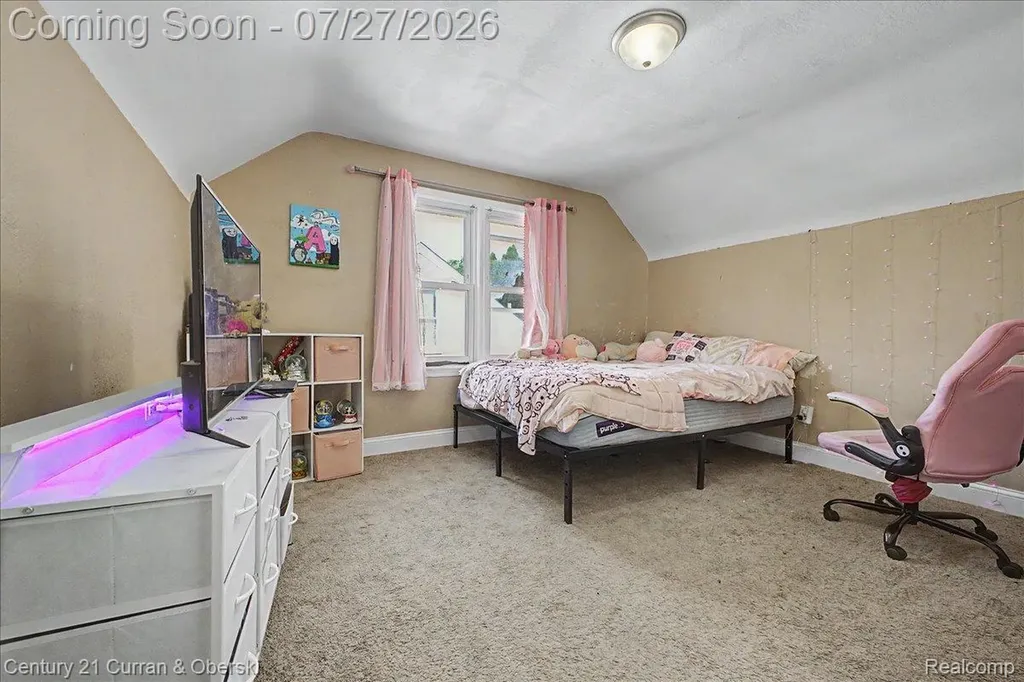 711 Lincoln Avenue Lincoln Park City MI 48146
