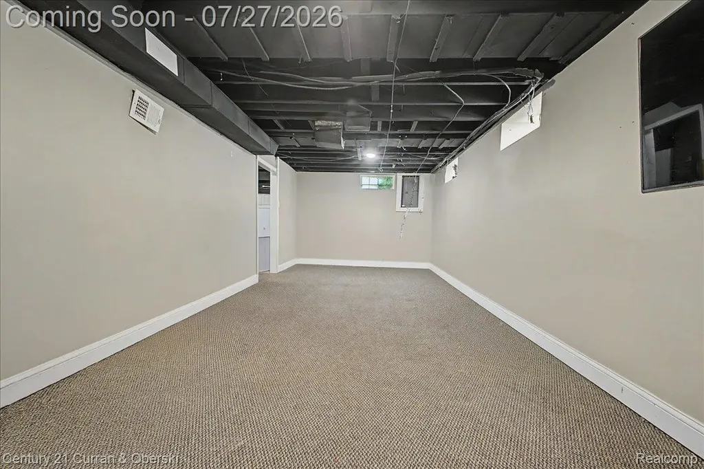 711 Lincoln Avenue Lincoln Park City MI 48146