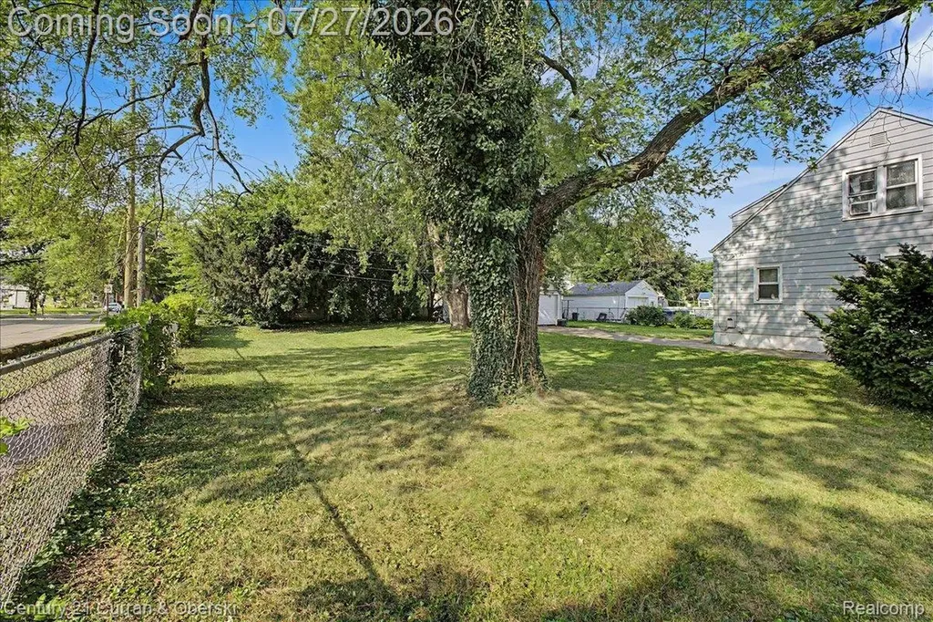 711 Lincoln Avenue Lincoln Park City MI 48146