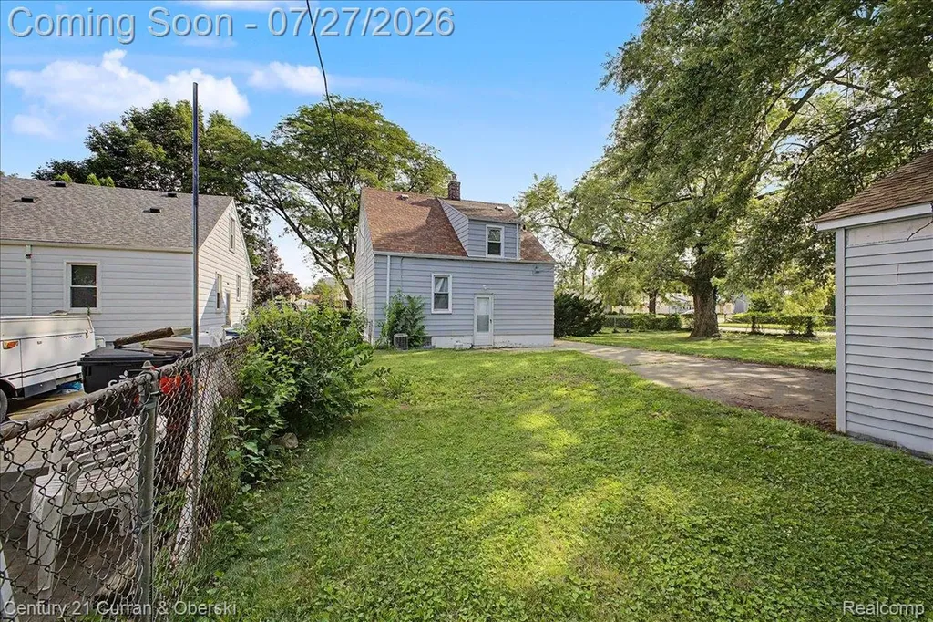 711 Lincoln Avenue Lincoln Park City MI 48146