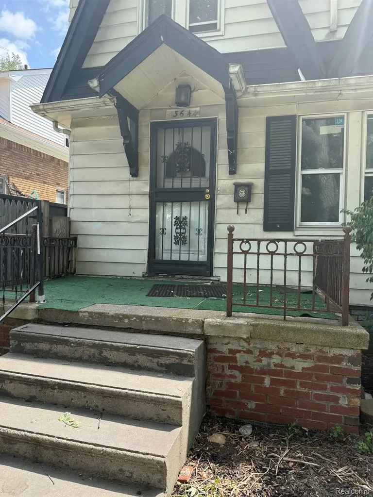 13644 Linnhurst Street Detroit City MI 48205