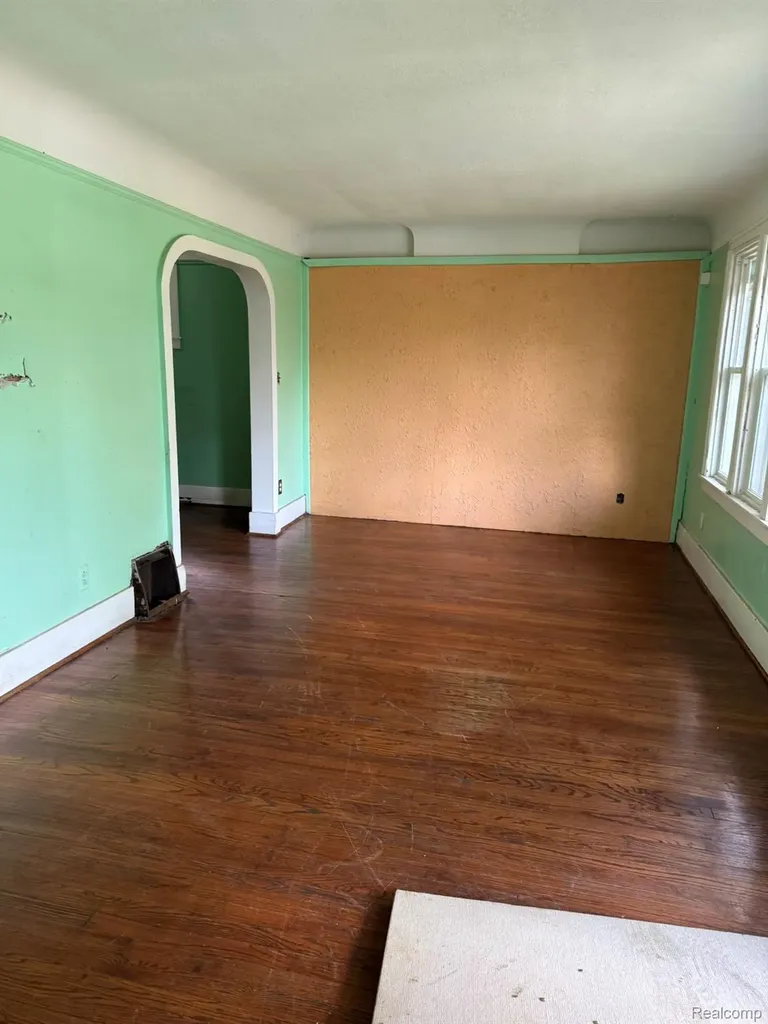 13644 Linnhurst Street Detroit City MI 48205